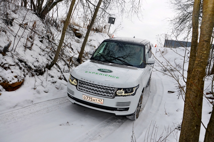 Зимний экстрим в школе внедорожного вождения Jaguar Land Rover Experience