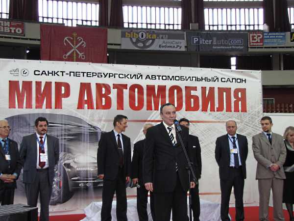 Торжественное открытие Мир автомобиля 2011 в СКК