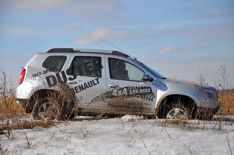 Renault Duster на бездорожъе