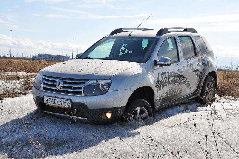 Renault Duster на бездорожъе