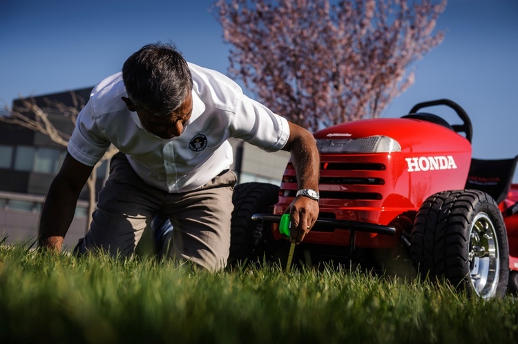 Газонокосилка Honda Mean Mower