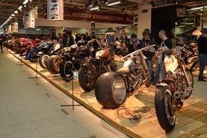 Фото с выставки ИМИС 2016 (выставка мотоциклов в Гарден Сити)