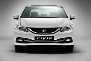В России стартуют продажи новой версии Honda Civic в кузове седан
