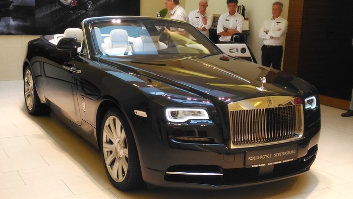 кабриолет Rolls-Royce DAWN