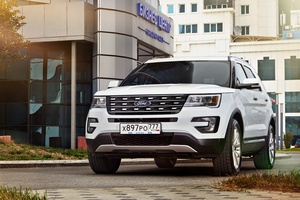 Ford Sollers объявляет скидку 250 000 рублей на внедорожник Explorer