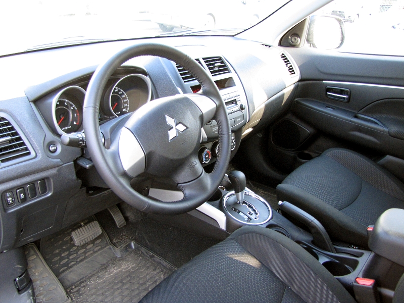 Салон Mitsubishi ASX