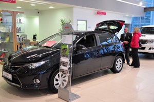 Продажи автомобилей в России в июле снизились на 22,9%