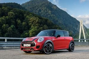 BMW Group Россия провела презентацию нового MINI John Cooper Works в Сочи