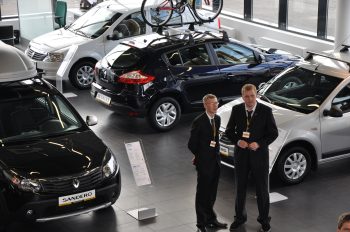 Автопроизводители повысят цены на автомобили после Нового года