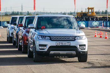 Компания Jaguar Land Rover Россия провела тест-драйвы Range Rover Sport в Москве и Санкт-Петербурге