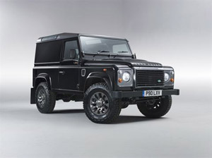 Jaguar Land Rover представляет в России лимитированную юбилейную серию Land Rover Defender LXV