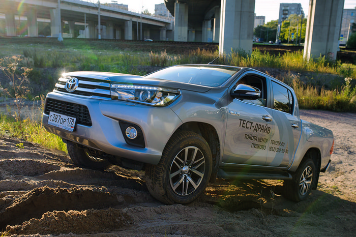 Toyota Hilux 2016