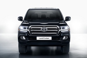 Новый Land Cruiser 200 доступен в салонах официальных дилеров с 3 ноября