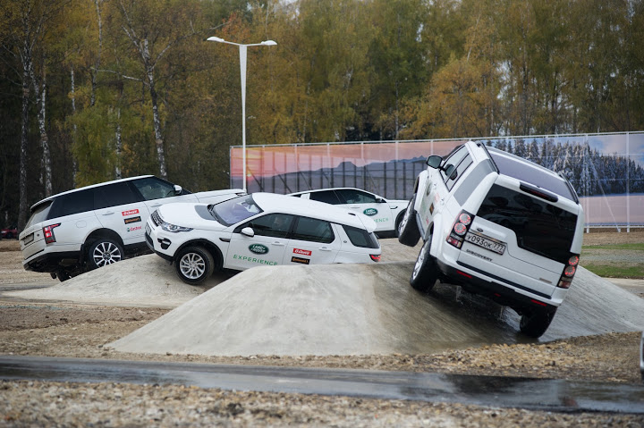 Jaguar Land Rover Experience в Москве