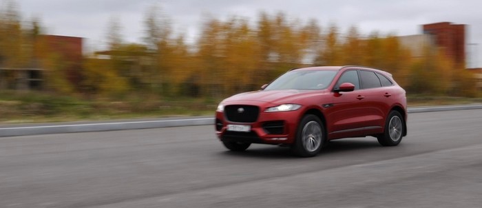 Jaguar F-Pace