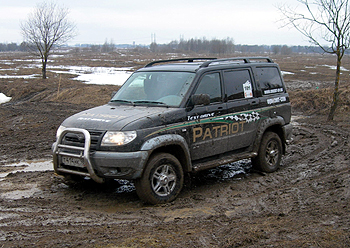  UAZ     Patriot