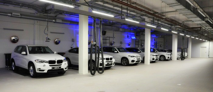 В Санкт-Петербурге открылся крупнейший дилерский центр BMW