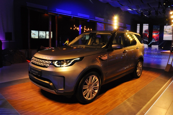 Land Rover Discovery 5