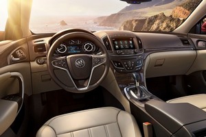 Компания Buick показала интерьер нового поколения седана Regal для рынка КНР