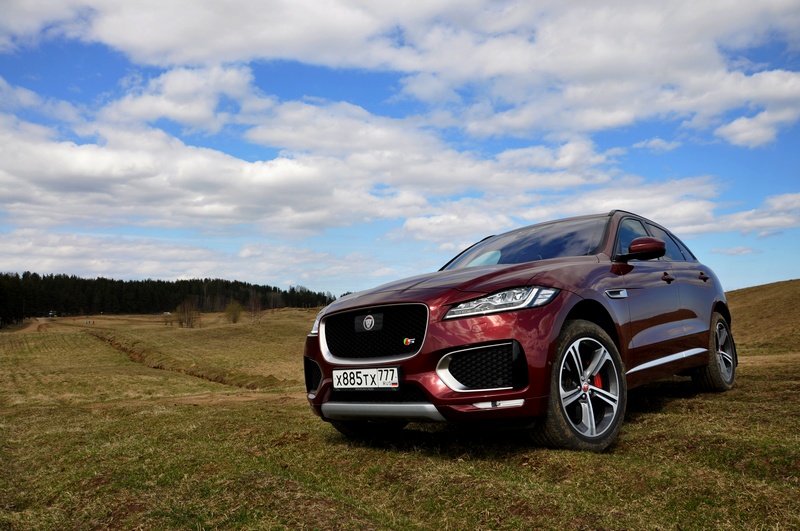 Дизельный Jaguar F-Pace 3.0