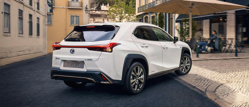 Lexus UX