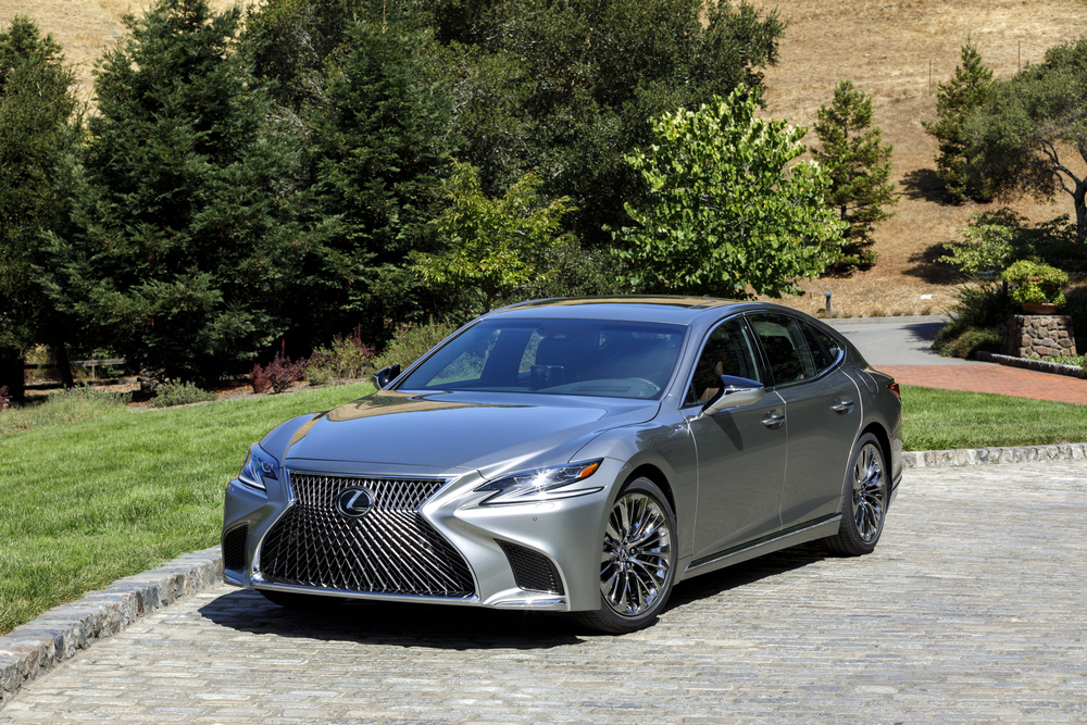 Lexus классы. Лексус седан 2017. Лексус лс 460 2020. Лексус лс 2017. Lexus s600.