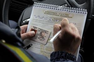 За долги теперь могут лишить водительского удостоверения