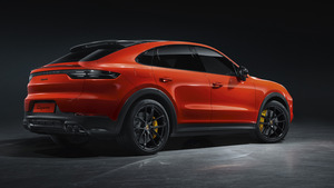 Porsche представила купе-образный Cayenne