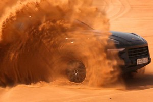 Новый Porsche Cayenne прошел суровые испытания (Видео)