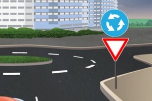 Изменились правила проезда перекрестков с круговым движением