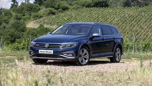 Volkswagen Passat Alltrack передан первому российскому клиенту в Сигма Моторс